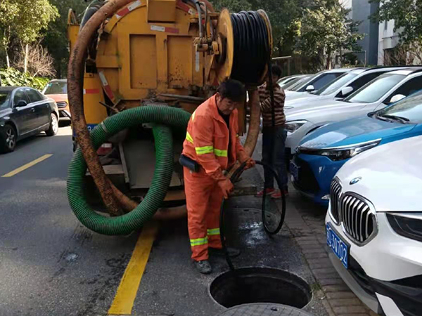 扎囊排污管道清淤